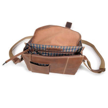 Lade das Bild in den Galerie-Viewer, Umhängetasche Büffelleder klein-Rucksäcke und Umhängetaschen-Aunts & Uncles-Lederhaus Schliesselberger