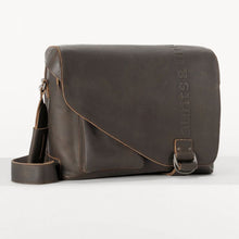 Lade das Bild in den Galerie-Viewer, Umhängetasche Büffelleder mittel-Rucksäcke und Umhängetaschen-Aunts & Uncles-Lederhaus Schliesselberger