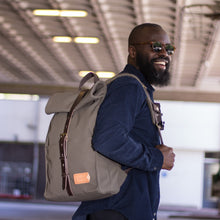 Lade das Bild in den Galerie-Viewer, Rucksack mittel recycelte PET-Flaschen-Rucksäcke und Umhängetaschen-PropertyOf-Lederhaus Schliesselberger