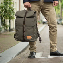 Lade das Bild in den Galerie-Viewer, Rucksack mittel recycelte PET-Flaschen-Rucksäcke und Umhängetaschen-PropertyOf-Lederhaus Schliesselberger