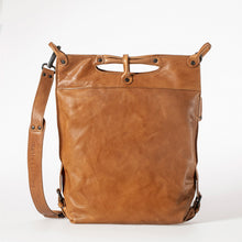 Lade das Bild in den Galerie-Viewer, Damentasche Premium-Rindleder modern-Rucksäcke und Umhängetaschen-Aunts & Uncles-Lederhaus Schliesselberger