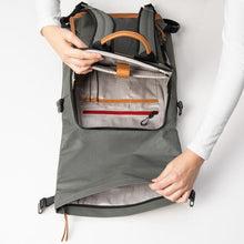 Lade das Bild in den Galerie-Viewer, Rucksack Baumwollgewebe beschichtet-Rucksäcke und Umhängetaschen-Aunts & Uncles-Lederhaus Schliesselberger