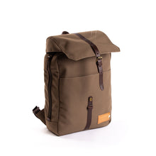 Lade das Bild in den Galerie-Viewer, Rucksack klein recycelte PET-Flaschen-Rucksäcke und Umhängetaschen-PropertyOf-Lederhaus Schliesselberger