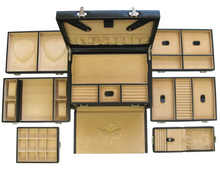 Lade das Bild in den Galerie-Viewer, Schmuckkoffer "Windrose" mittel