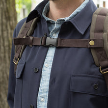 Lade das Bild in den Galerie-Viewer, Rucksack mittel recycelte PET-Flaschen-Rucksäcke und Umhängetaschen-PropertyOf-Lederhaus Schliesselberger
