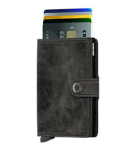 Lade das Bild in den Galerie-Viewer, Ledergeldtasche mit Metallspange und Stone-Wash Optik-Diverse Lederprodukte-Secrid-Lederhaus Schliesselberger
